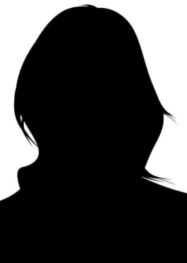 Vicky - Assistante dentaire - Notre équipe - Centre dentaire Douville