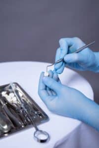 outils pour faire un scellant dentaire